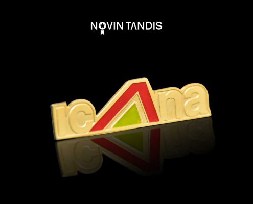 بج سینه ICAna - نمونه بج سینه - نمونه کار بج سینه - ساخت بج سینه - سفارش بج سینه - قیمت بج سینه - بج سینه - نوین تندیس